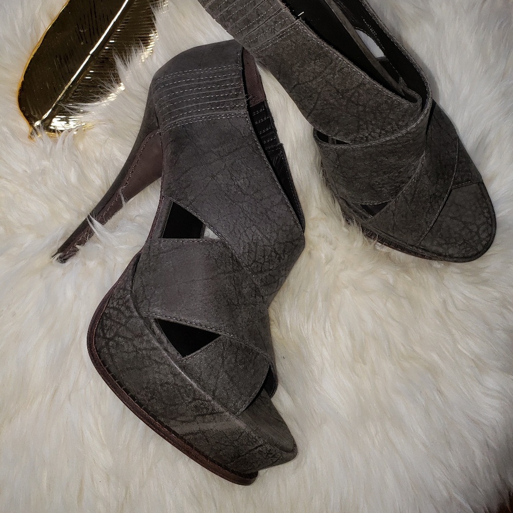 Elizabeth & James E-Milla Leather Platform Heels